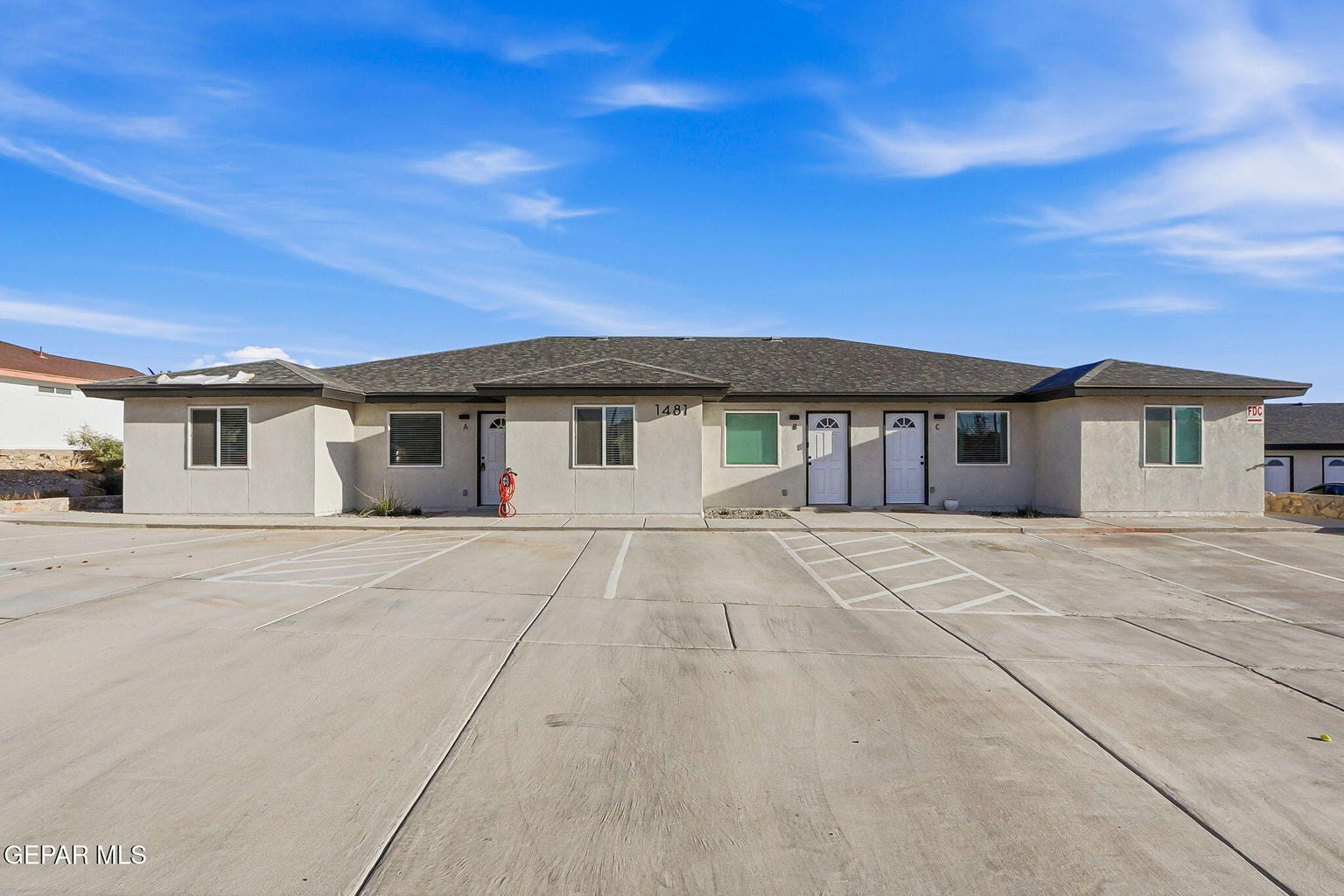 Property main image