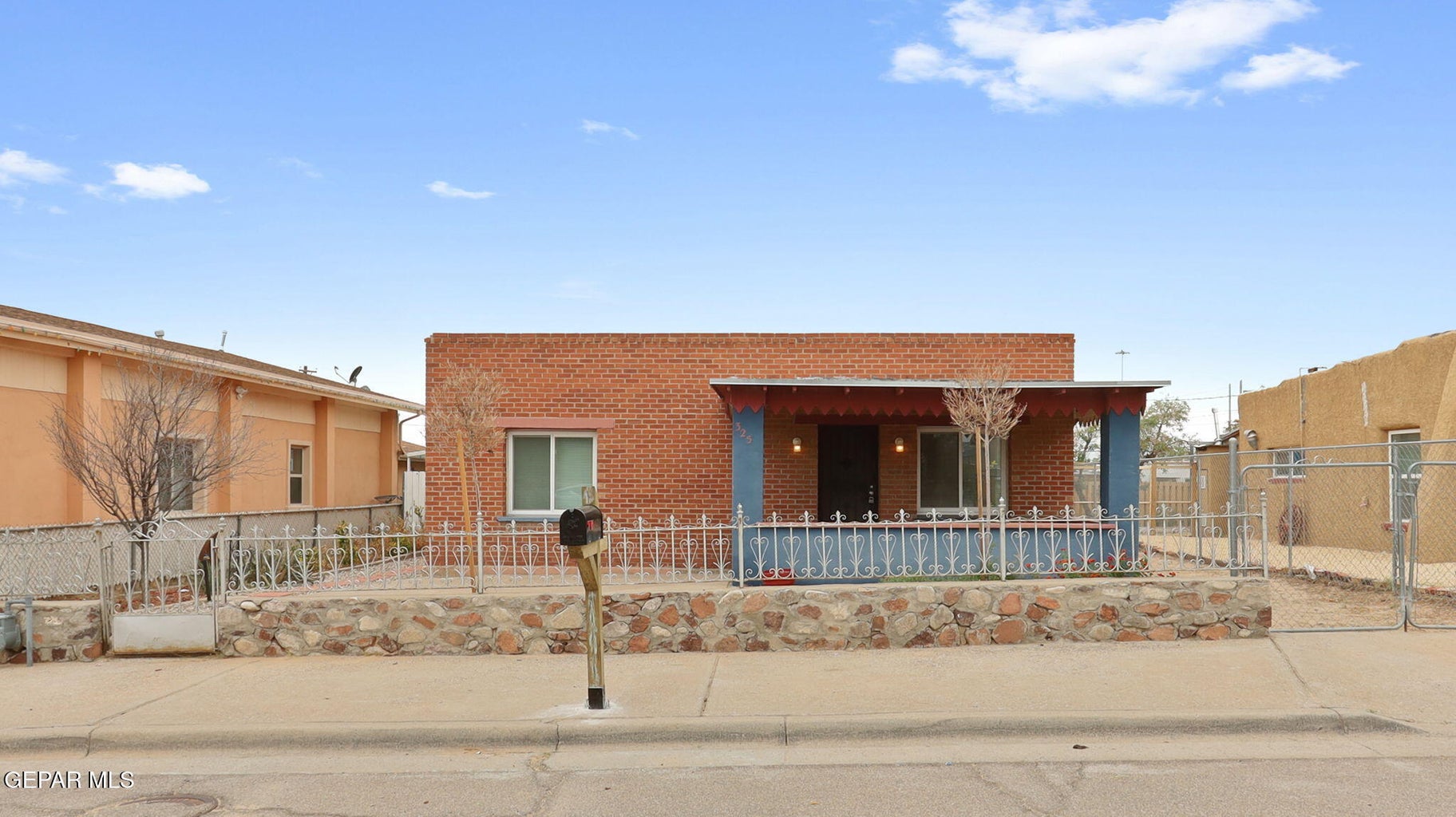 325 Vista Hill Drive